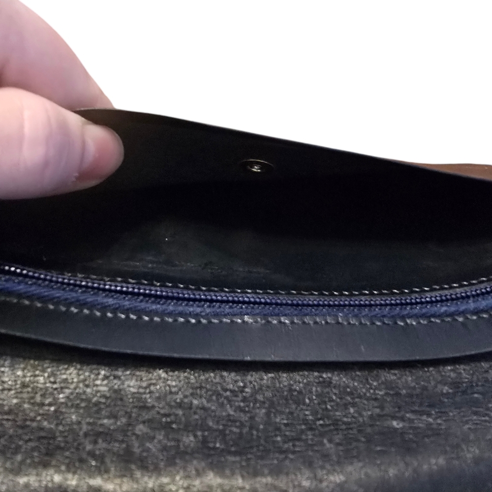 Christian Dior Vintage Monogrammed Trotter BiFold Wallet in EUC - Picture 11 of 13